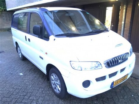 Hyundai H 200 - 2.5 CRDi Active - 1