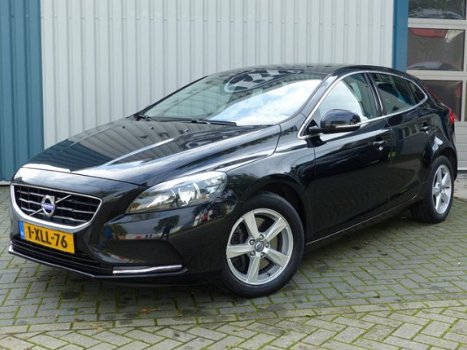 Volvo V40 - 2.0 D4 191PK/Summum/Leder/ Keyless/Navi/Stl verw/NL Auto/100% onderhouden - 1