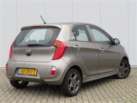 Kia Picanto - 69 PK DESIGN EDITION NAVIGATIE / LICHTMETALEN VELGEN - 1