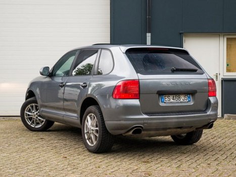 Porsche Cayenne - 3.2 - 1