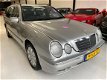 Mercedes-Benz E-klasse Combi - 240 Classic LEDER / ECC / NAP / YoungTimer - 1 - Thumbnail