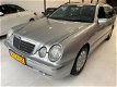 Mercedes-Benz E-klasse Combi - 240 Classic LEDER / ECC / NAP / YoungTimer - 1 - Thumbnail