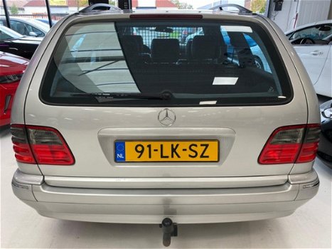 Mercedes-Benz E-klasse Combi - 240 Classic LEDER / ECC / NAP / YoungTimer - 1