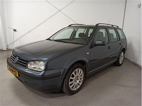 Volkswagen Golf Variant - 1.6-16V Trendline - 1