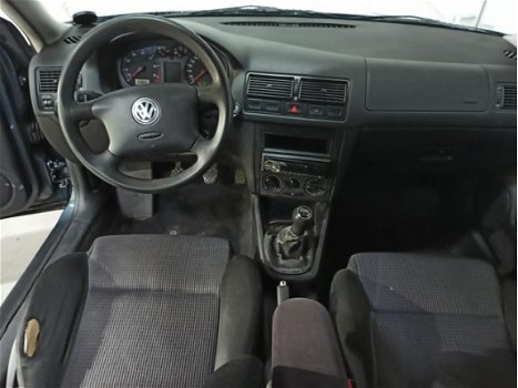 Volkswagen Golf Variant - 1.6-16V Trendline - 1