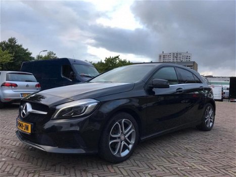 Mercedes-Benz A-klasse - 180 Facelift / Xenon / Navi - 1