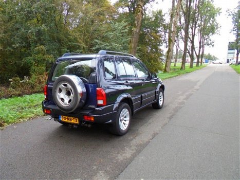 Suzuki Grand Vitara - 2.0 - 1