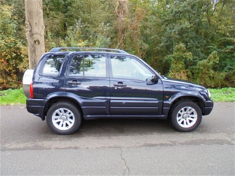 Suzuki Grand Vitara - 2.0 - 1