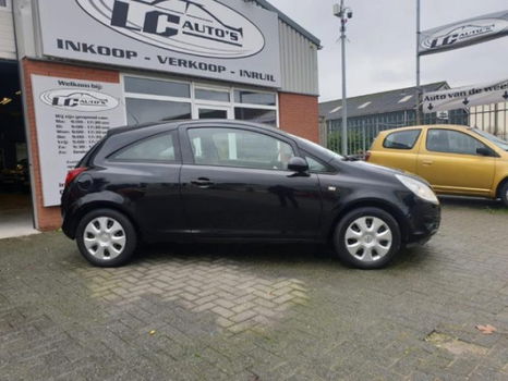 Opel Corsa - 1.0-12V Essentia uit bj 2008 / AIRCO - 1