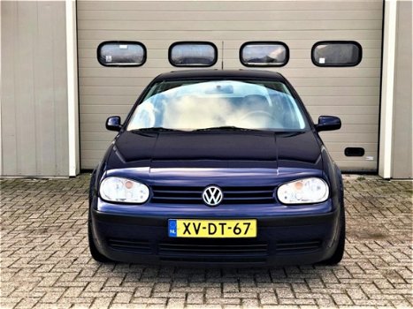 Volkswagen Golf - 1.4 16V - 1