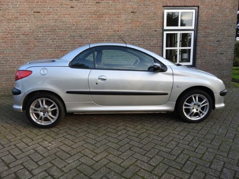 Peugeot 206 CC - 2.0-16V - 1