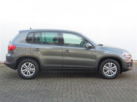 Volkswagen Tiguan - 1.4 TSI 160pk Comfort & Design NAVI - 1