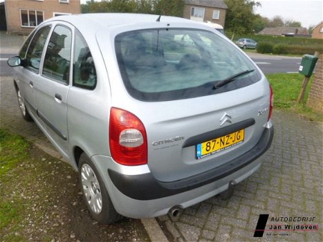 Citroën Xsara Picasso - XSARA PICASSO; 2.0I 16V AUTO - 1