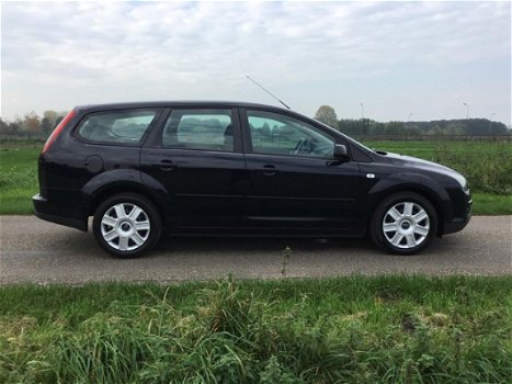 Ford Focus Wagon - 1.6 TDCI Ambiente - 1