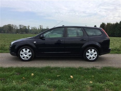 Ford Focus Wagon - 1.6 TDCI Ambiente - 1