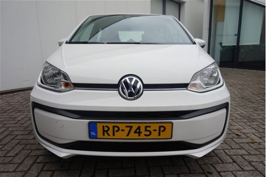 Volkswagen Up! - 1.0 60pk Move up 5drs. | Navi | Airco | Dab | Bluetooth - 1