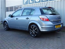 Opel Astra - 1.6 5-deurs AUTOM Airco Cruise Trekhaak Essentia