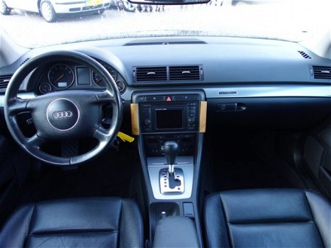 Audi A4 Avant - 3.0 6-cil 221pk AUT. *Youngtimer* Leer Bose Navi Liefhebber Pro Line - 1