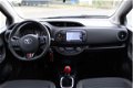 Toyota Yaris - 1.5 VVT-i Design Sport | Rijklaar | Cruise | Navi | Clima | Camera - 1 - Thumbnail