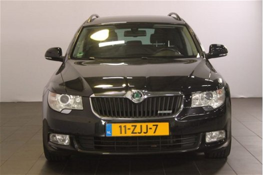 Skoda Superb Combi - 1.6 TDI Greenline Active Business Line - 1