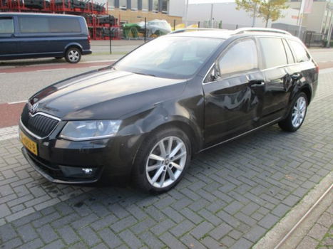 Skoda Octavia - 1.6 TDI GRT DSG AUTOMAAT NAVI KLIMA - 1