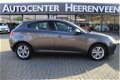 Alfa Romeo Giulietta - 1.4 T Distinctive 50 procent deal 5.475, - ACTIE LED / Navi / PDC / Clima / L - 1 - Thumbnail