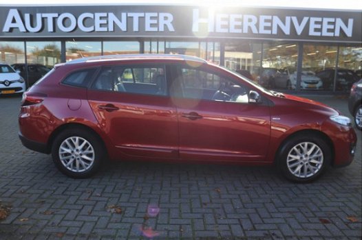 Renault Mégane Estate - 1.5 dCi Bose 50 procent deal 3.475, - ACTIE LED / Clima / Navi / Bluetooth / - 1