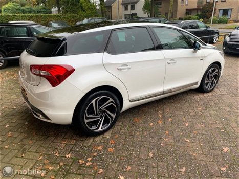 Citroën DS5 - 2.0 Hybrid4 Executive, Leer, Navi, Panodak - 1