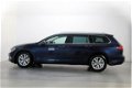 Volkswagen Passat Variant - 1.4 TSI 125pk Business Edition Navigatie Parkeersensoren Climate 200x Vw - 1 - Thumbnail