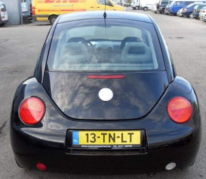 Volkswagen Beetle - 2.0 Highline AIRCO - 1