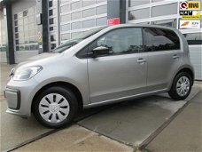 Volkswagen Up! - 1.0 BMT move up / Camera / Cruise Controle