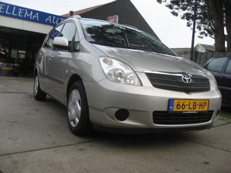 Toyota Corolla Verso - 1.6 VVT-i Linea Terra - 1