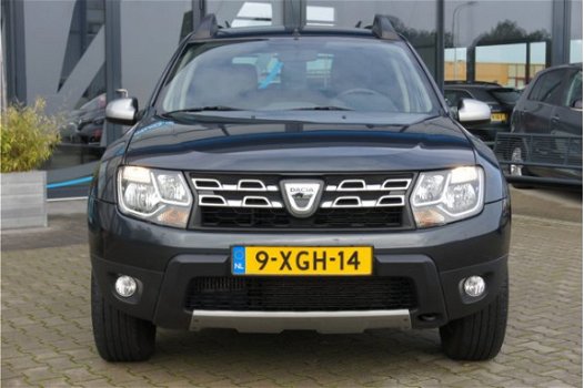 Dacia Duster - 1.2 TCe 4x2 Prestige, Trekhaak, Navigatie, Leer - 1