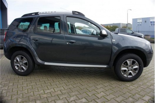 Dacia Duster - 1.2 TCe 4x2 Prestige, Trekhaak, Navigatie, Leer - 1