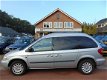 Chrysler Voyager - 2.5 CRD LX High Roof 269.268km N.A.P Airco / Schuifdeur L + R / Trekhaak - 1 - Thumbnail