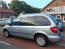 Chrysler Voyager - 2.5 CRD LX High Roof 269.268km N.A.P Airco / Schuifdeur L + R / Trekhaak