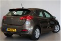 Kia Cee'd - 1.6 Plus Pack | Dealer Onderhouden | 135PK | - 1 - Thumbnail