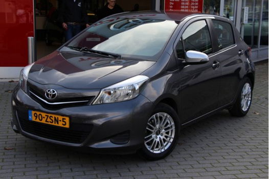 Toyota Yaris - 1.0 VVT-i Aspiration *NAVIGATIE / PARKEERCAMERA - 1