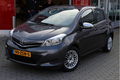 Toyota Yaris - 1.0 VVT-i Aspiration *NAVIGATIE / PARKEERCAMERA - 1 - Thumbnail