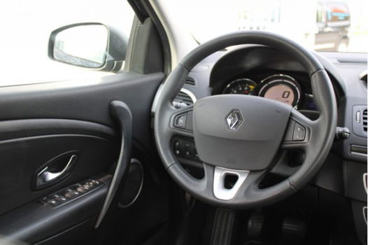 Renault Mégane Estate - 2.0 TCe 180PK Privilége | LEER | CLIMA | PDC | - 1