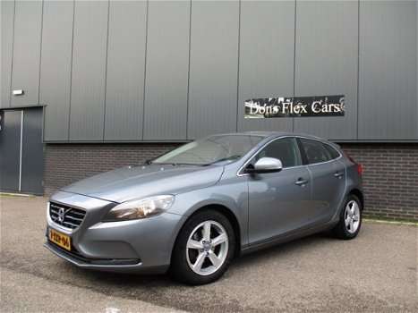 Volvo V40 - 1.6 D2 R-Design Business btw auto - 1