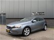 Volvo V40 - 1.6 D2 R-Design Business btw auto - 1 - Thumbnail