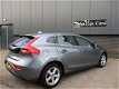 Volvo V40 - 1.6 D2 R-Design Business btw auto - 1 - Thumbnail