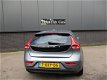 Volvo V40 - 1.6 D2 R-Design Business btw auto - 1 - Thumbnail