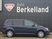 Volkswagen Touran - 1.2 TSI Comfortline BlueMotion 105pk Airco, Cruise, Parkeerhulp, Dakrails *Altij - 1 - Thumbnail