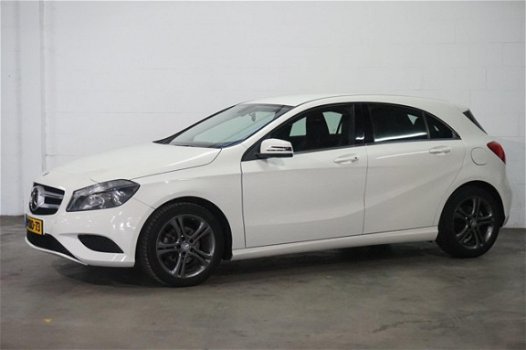 Mercedes-Benz A-klasse - 180 CDI ✔ Nap Weinig kilometers ✔ Sport ☎ - 1