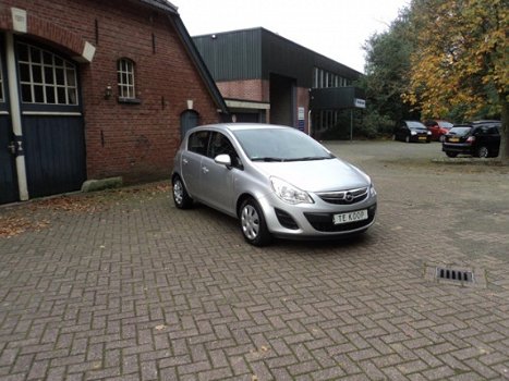 Opel Corsa - 1.2-16V Edition - 1