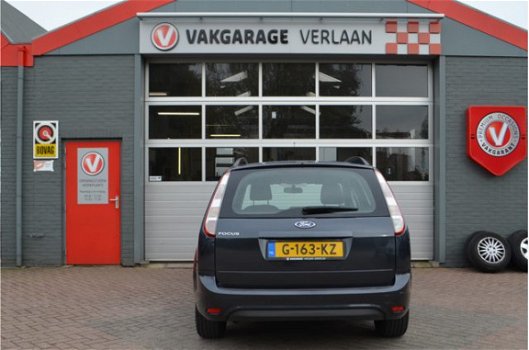 Ford Focus Wagon - 1.6 Comfort...nieuwe distributie - 1