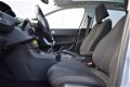 Peugeot 308 SW - 1.6 HDi Executive Panoramadak, Full Map Navi, Sportstoelen, Dealer Onderhouden - 1 - Thumbnail