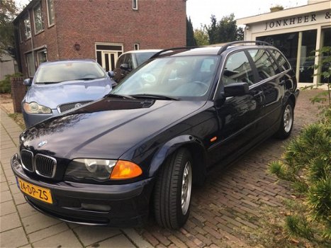 BMW 3-serie Touring - 320i Executive - 1